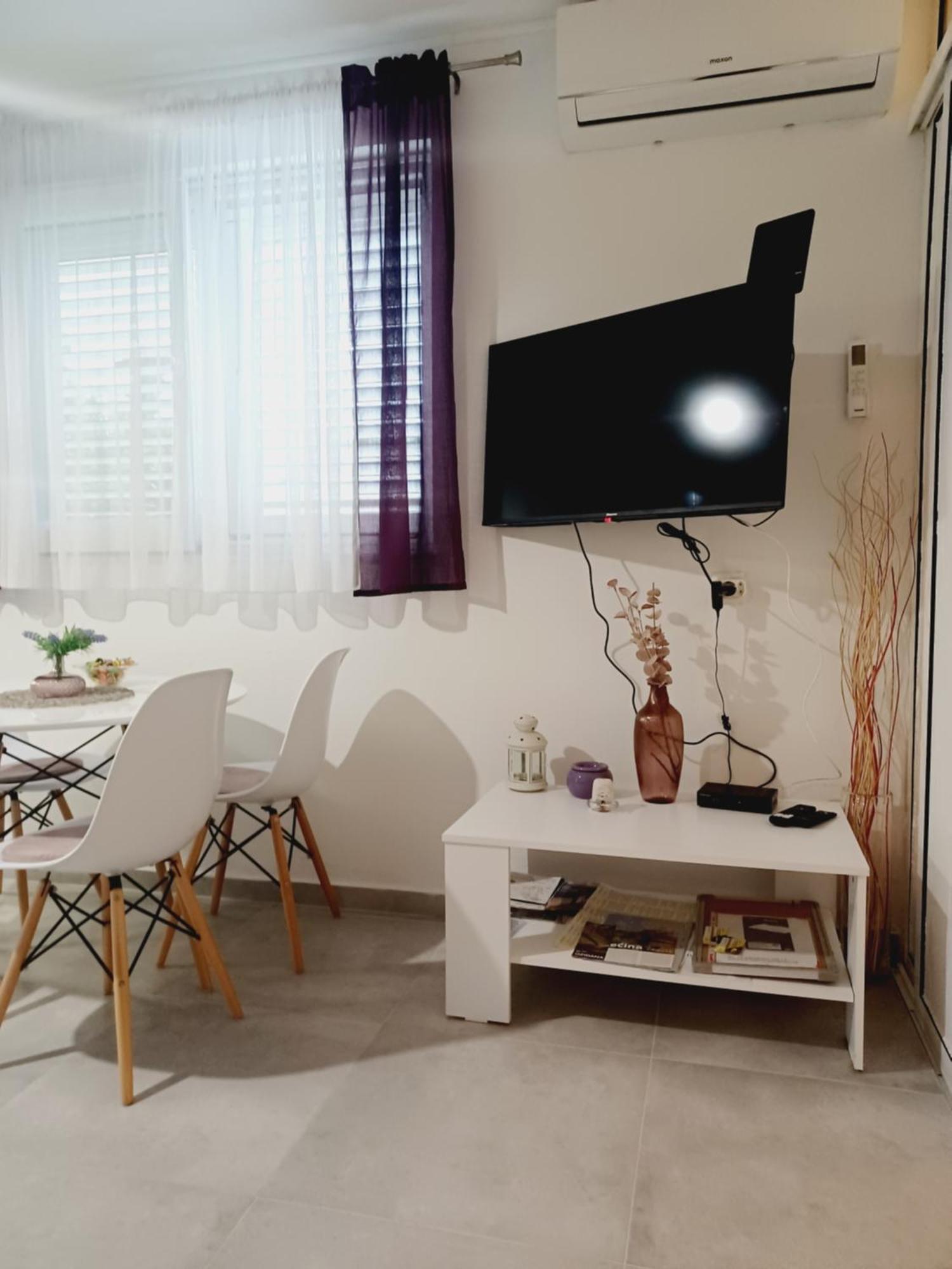 Apartment Mira Trogir Eksteriør billede