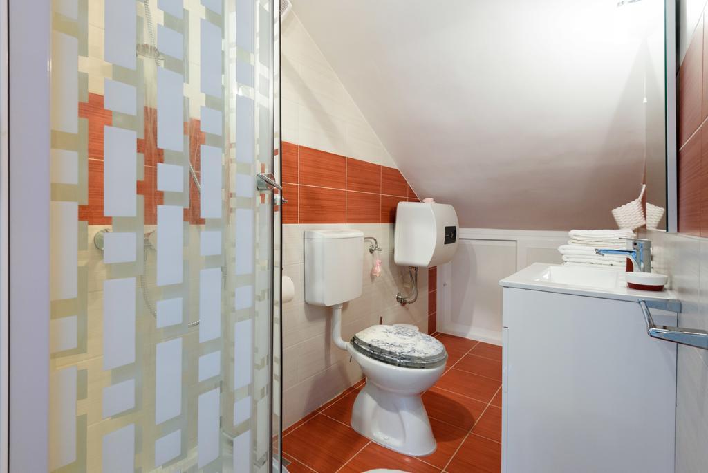 Apartment Mira Trogir Eksteriør billede