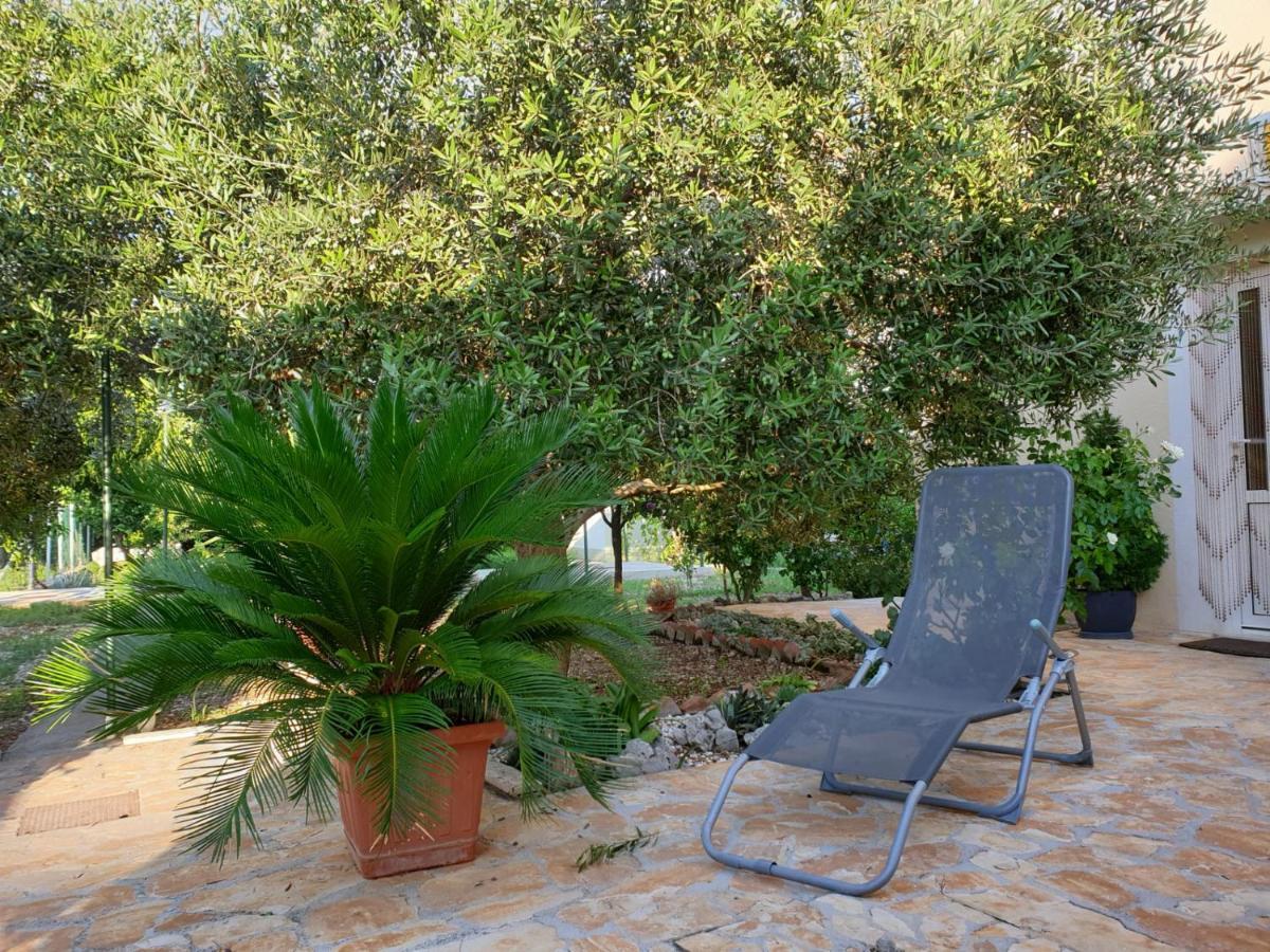 Apartment Mira Trogir Eksteriør billede